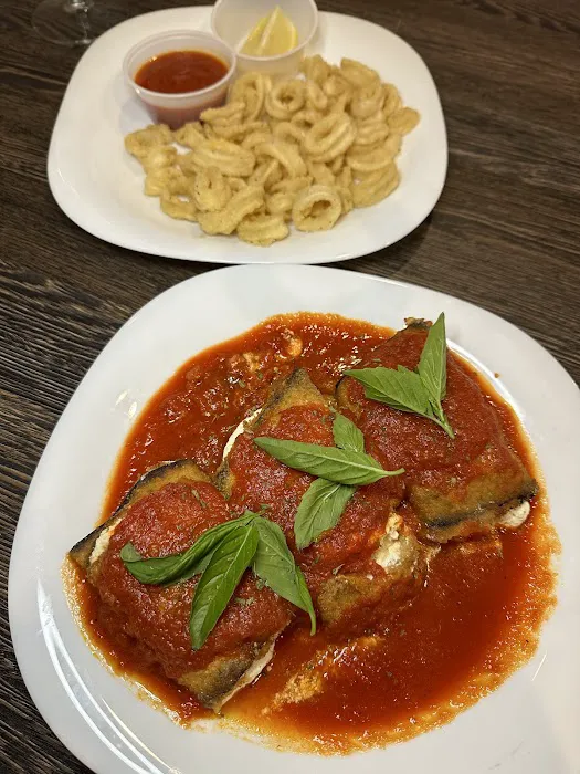 EVOLI Pizzeria & Bistro Picture 6