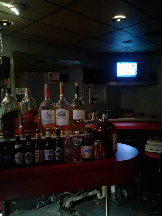 Craftsman's Club Lounge Picture 9