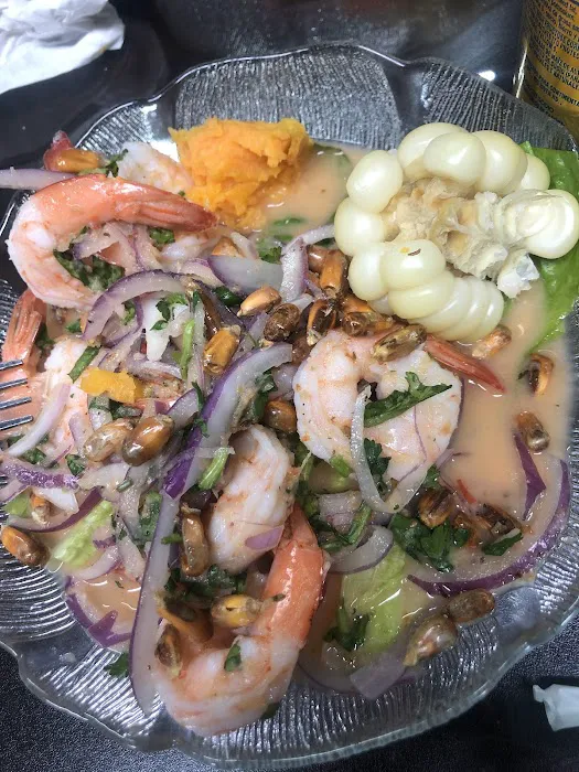 Crown Peruvian Grill Picture 9