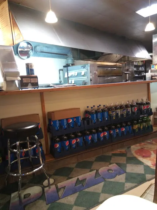 Sarge's Boulevard Pizza Picture 9