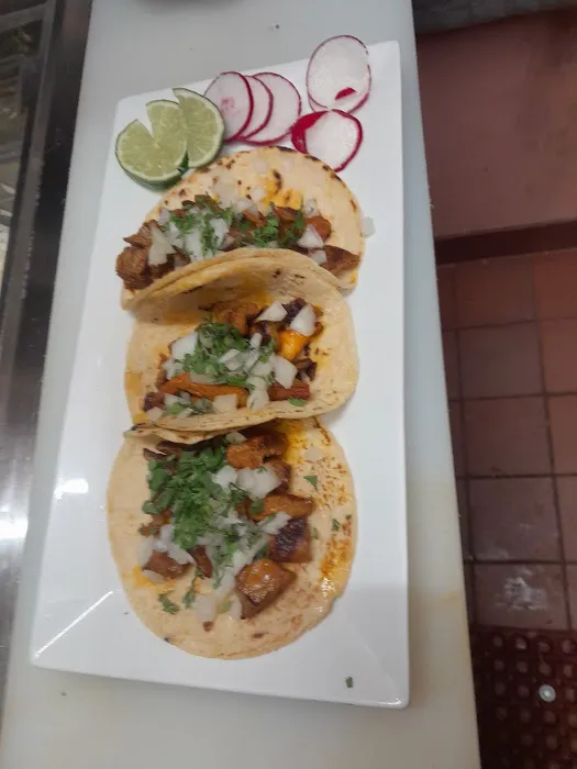 MAGIC SEASON DELI & GRILL II INC. Picture 3