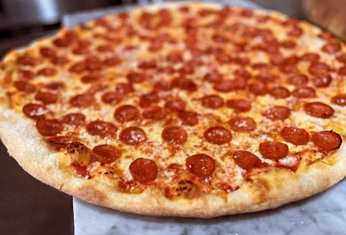 Circle Pizza and Grill Picture 5