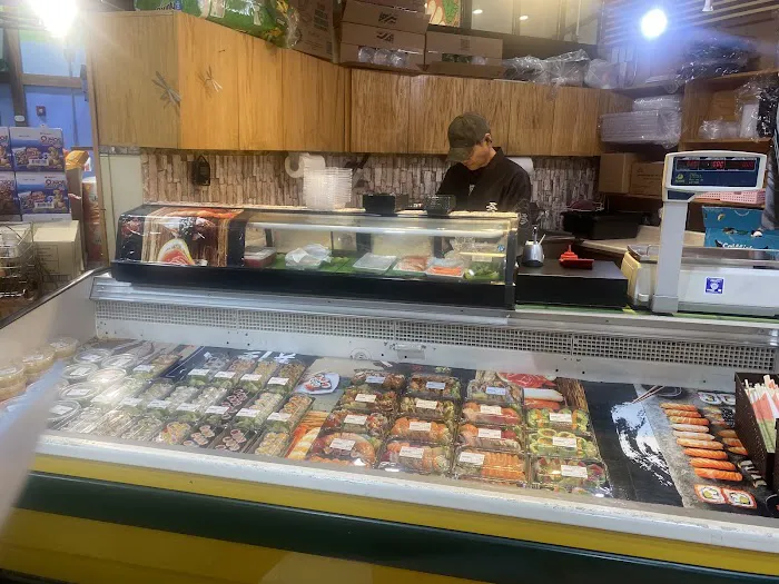 Ding Dong sushi Picture 1