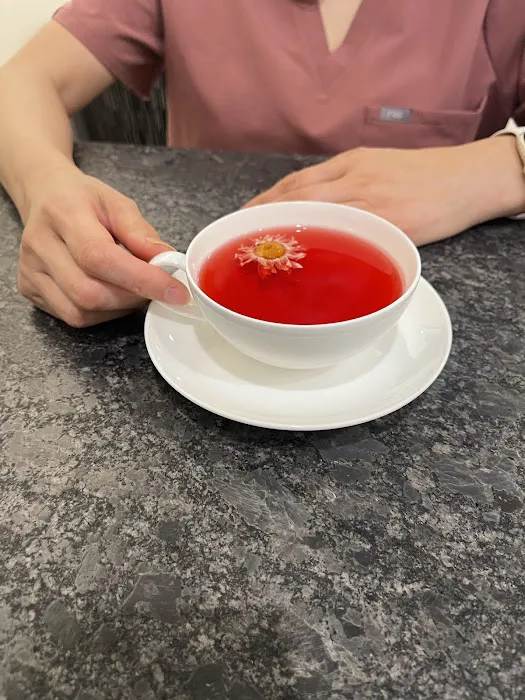 YE Tea Cafe Picture 1