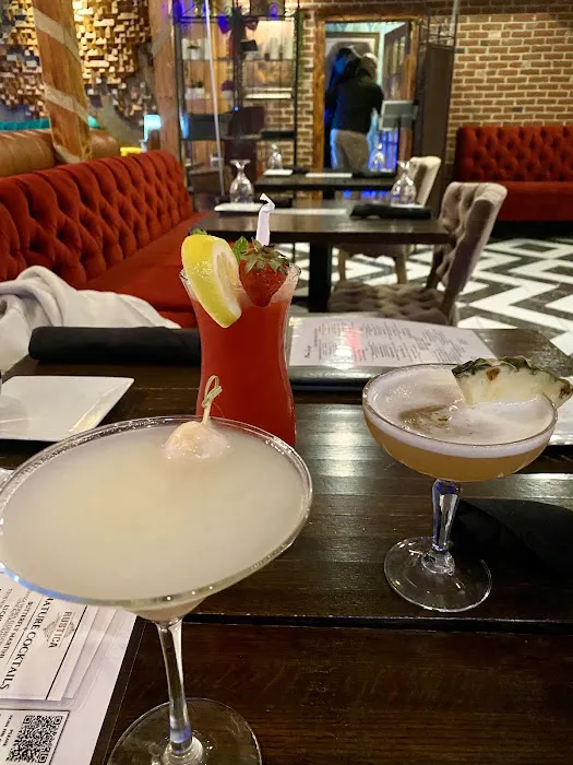 Rustica Lounge Bar & Restaurant Picture 8