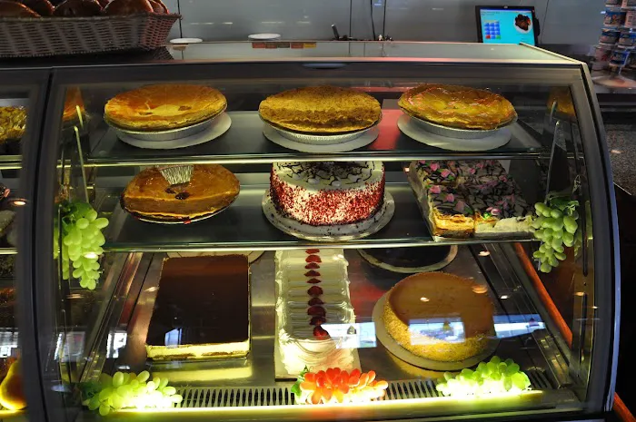 The Beacon Diner Picture 2