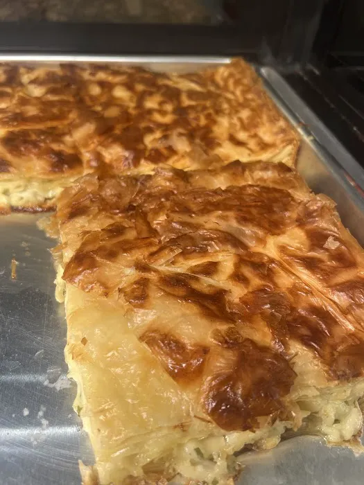 Güllüoğlu Baklava & Cafe Picture 6