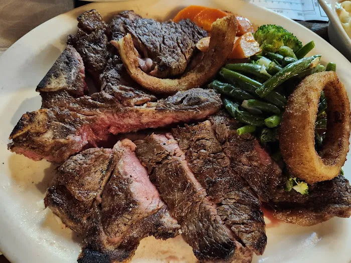 354 Steakhouse Picture 2