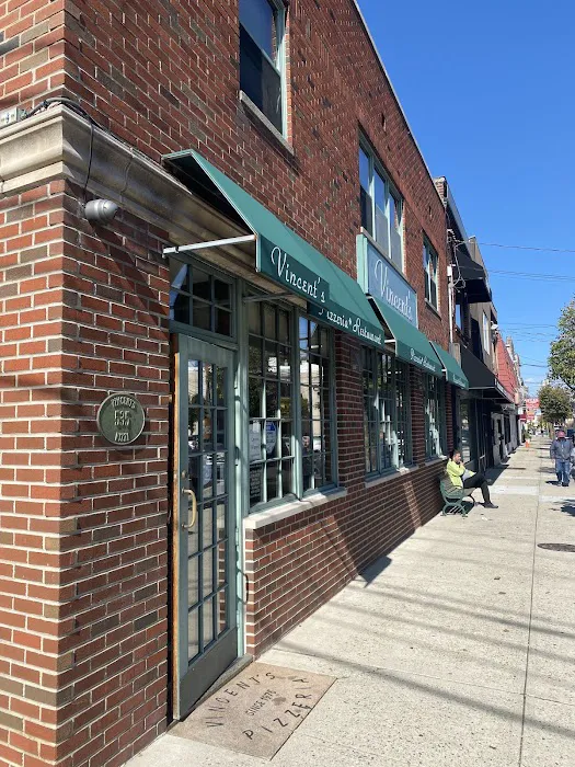 Vincent’s Pizzeria & Restaurant Picture 9