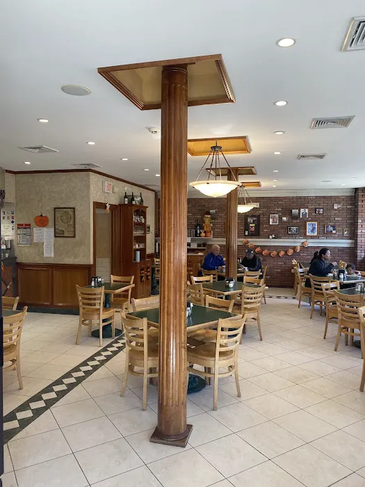 Vincent’s Pizzeria & Restaurant Picture 3