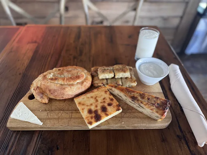 Dodona Cafe Picture 6