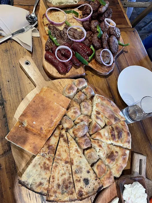 Dodona Cafe Picture 5