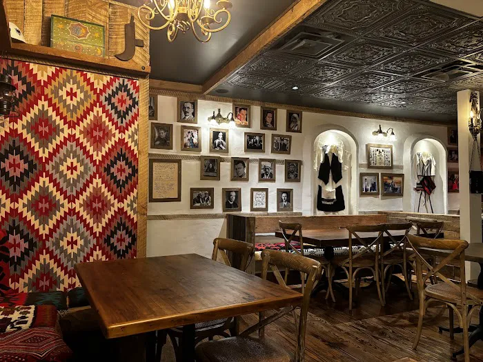 Dodona Cafe Picture 7