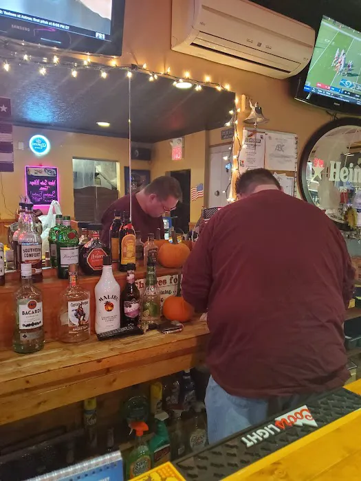Westside Village Tavern Picture 4