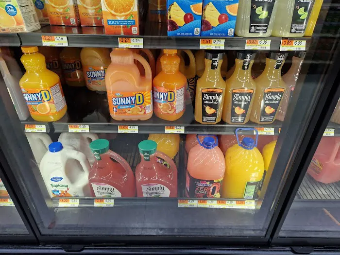 IGA Deli Picture 3