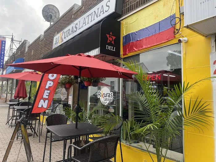 Rikuras Latinas Colombianas Restaurant Picture 3