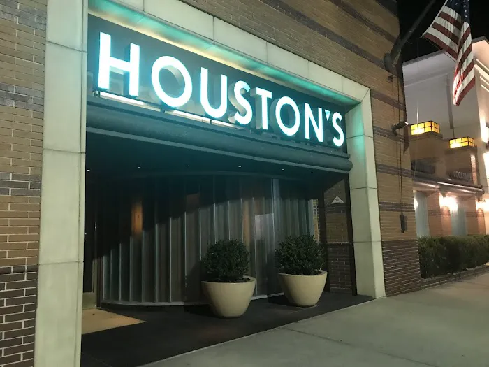 Houston's Picture 2