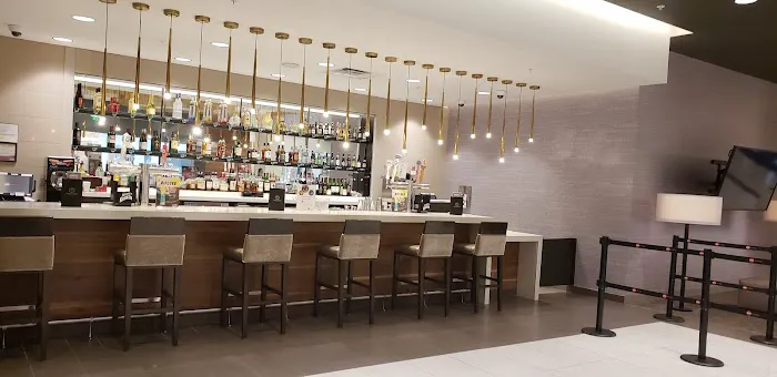 MacGuffins Bar & Lounge Picture 7