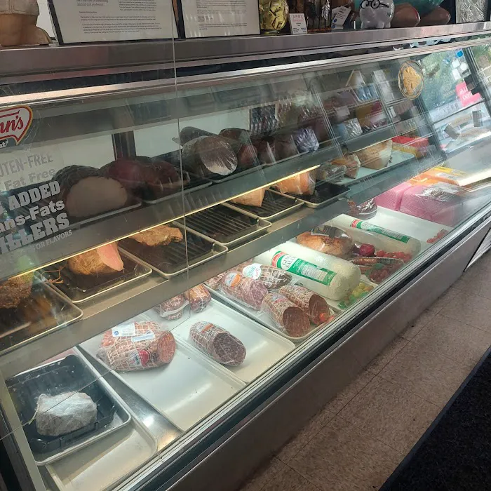 Cosmo's Italian Salumeria Picture 2