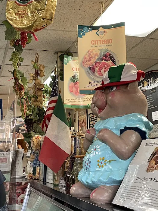 Cosmo's Italian Salumeria Picture 10
