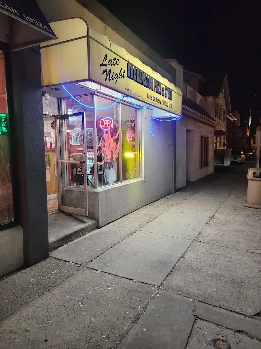 Late Nite Hackensack Pizza & Steak Picture 2