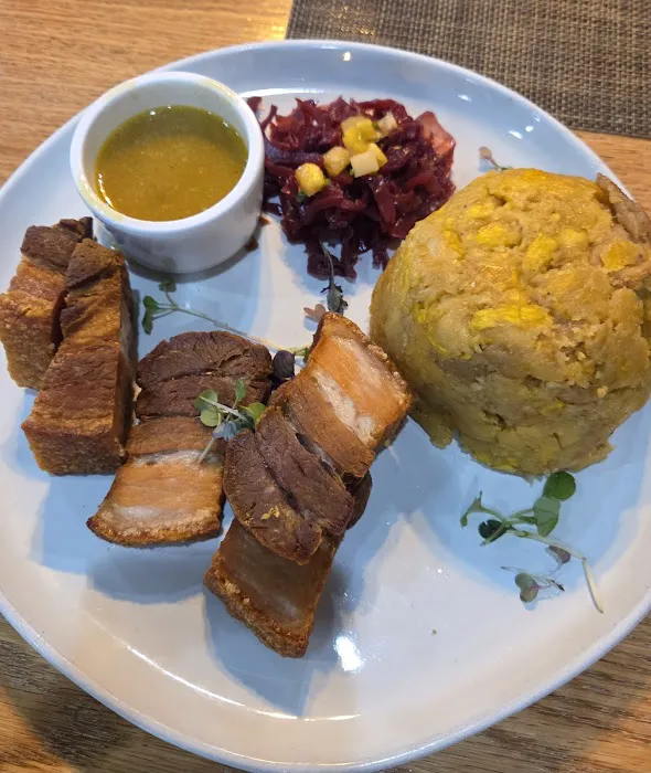 Albert’s Mofongo Picture 7