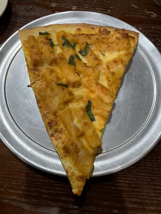 Prestos Pizza Picture 8
