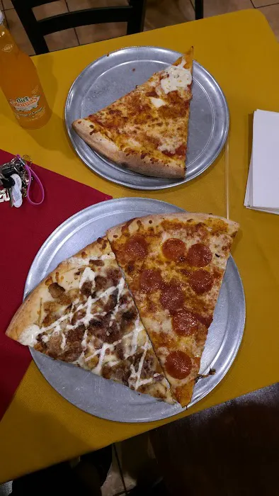 Prestos Pizza Picture 7