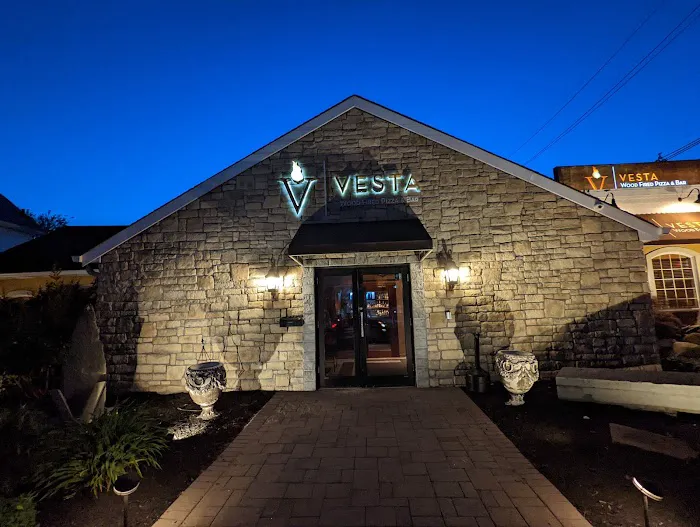Vesta Wood-Fired Picture 8