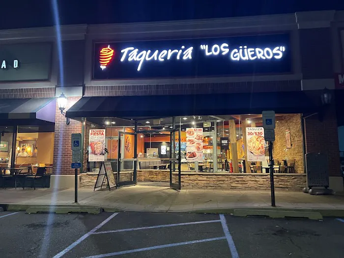 Taqueria Los Güeros Picture 7
