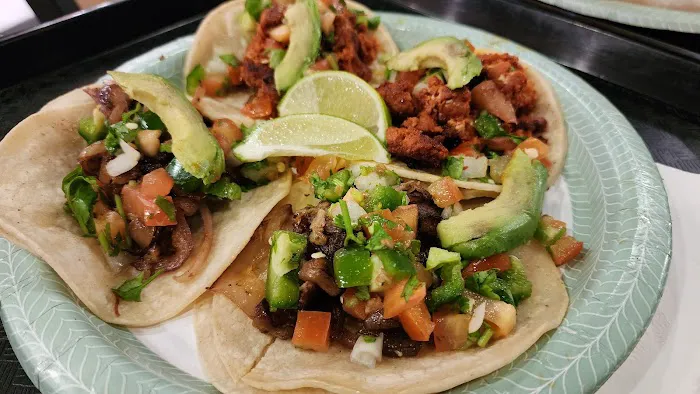 Taqueria Los Güeros Picture 2