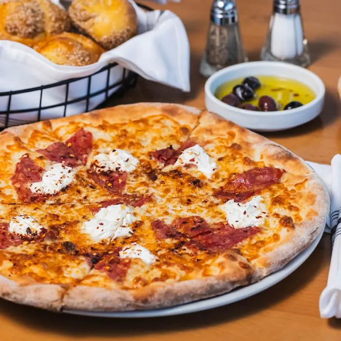 Gusto WoodFired Pizza Kitchen Picture 7