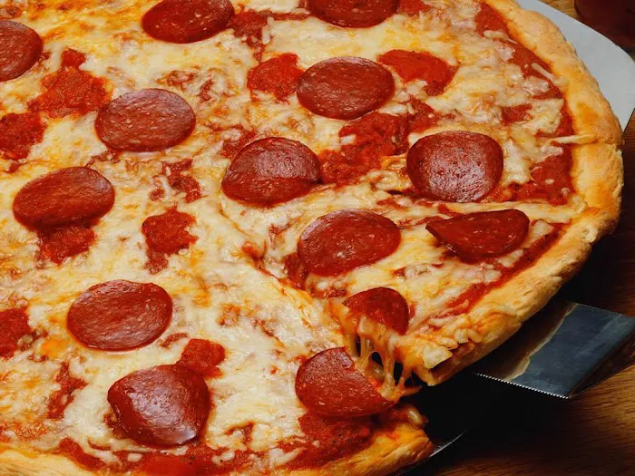 Ralph's Italian pizzeria and restaurant since 1975 Picture 7