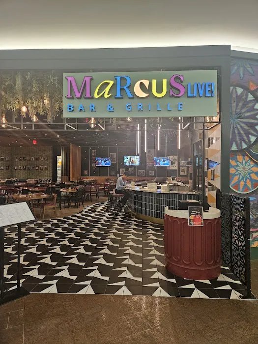 Marcus Live! Bar & Grille Picture 7
