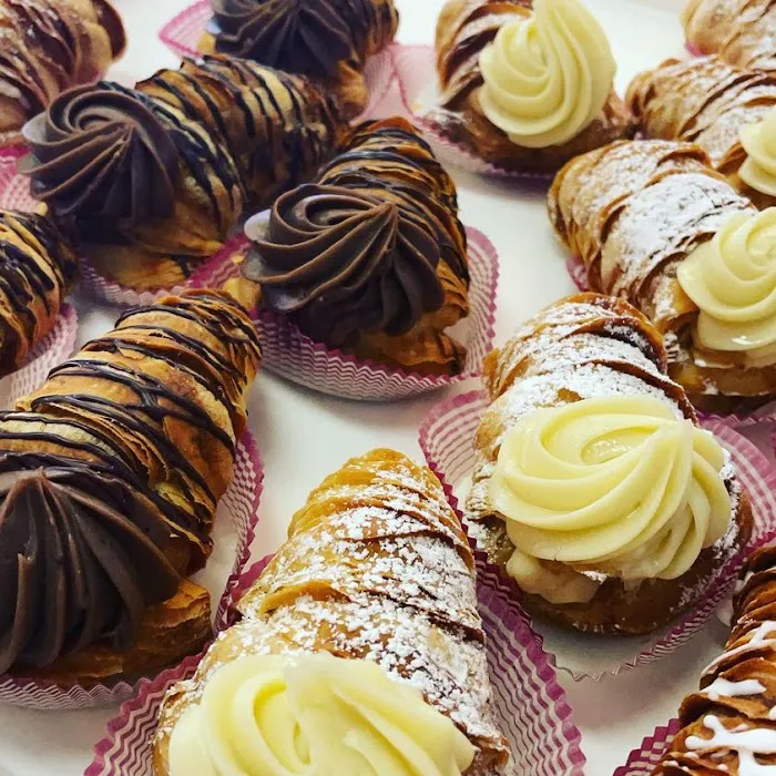 Vella's Cannoli Picture 5