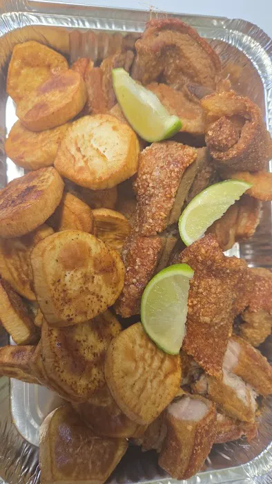 GIL SANTANA DELI MARKET LLC Picture 3