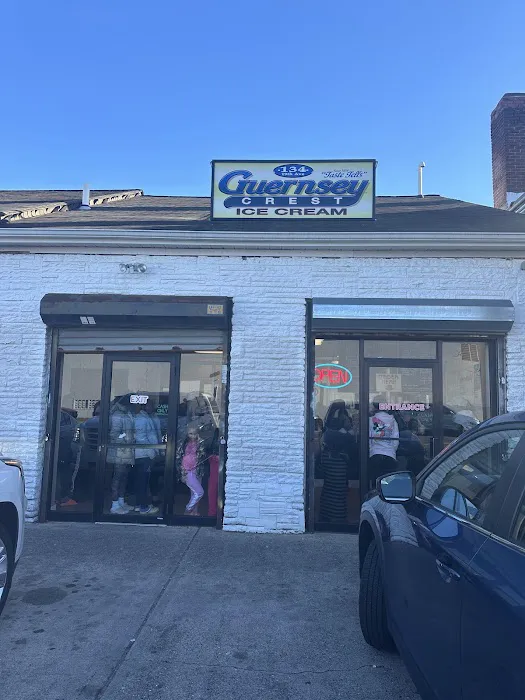 Guernsey Crest Ice Cream Co Picture 4