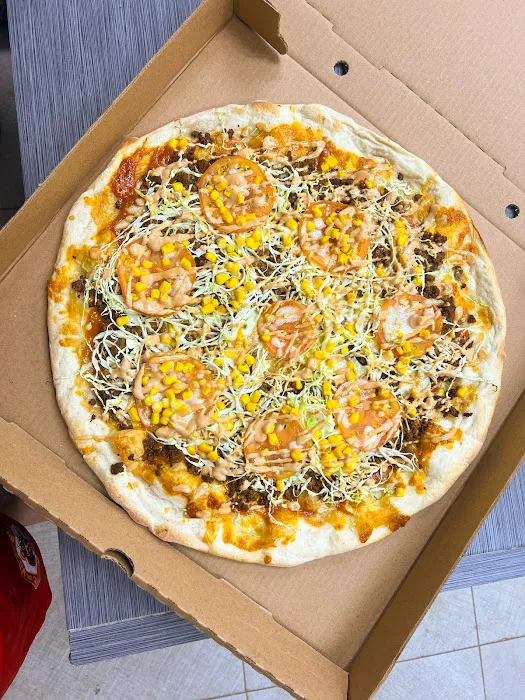 33rd Pizza Picture 5