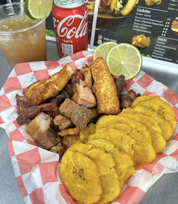 Deily's House Food Truck Picture 3