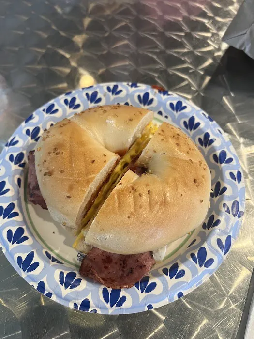 Modern Bagel Cafe Picture 3