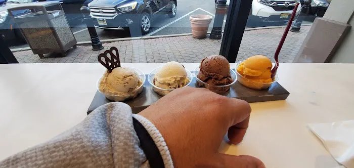 Häagen-Dazs Ice Cream Shops Picture 3