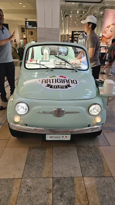 L'Artigiano Gelato Picture 9