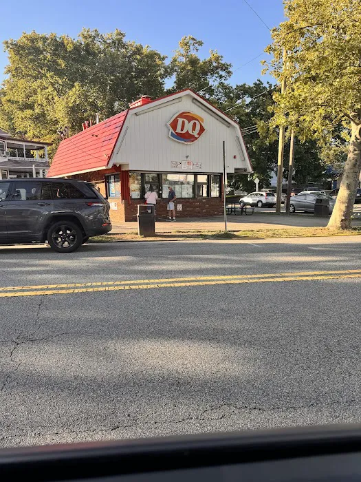 Dairy Queen (Treat) Picture 10
