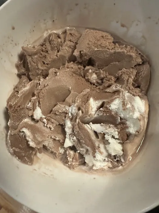 Dairy Queen (Treat) Picture 8