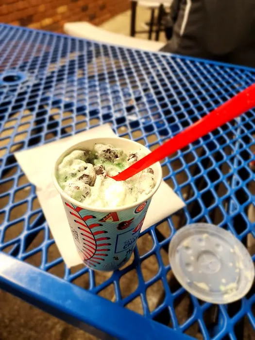 Dairy Queen (Treat) Picture 9