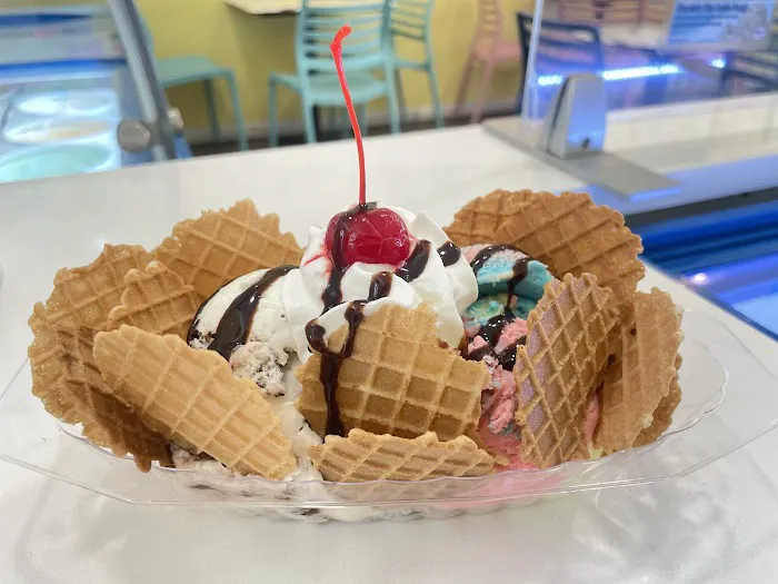 Roll Thai'd Creamery Picture 1