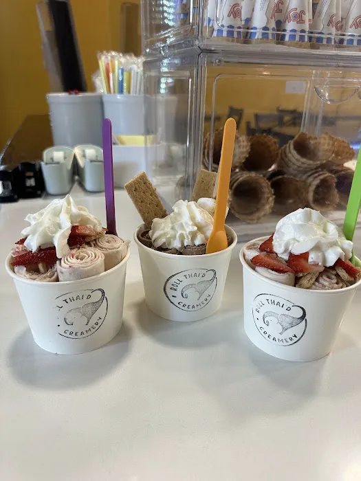 Roll Thai'd Creamery Picture 10