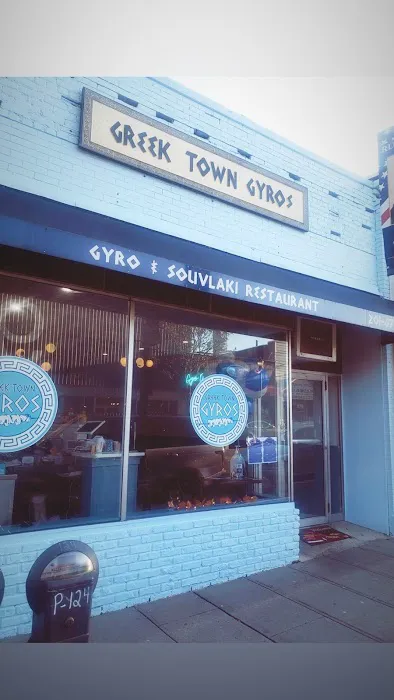 Greek Town Gyros Picture 2
