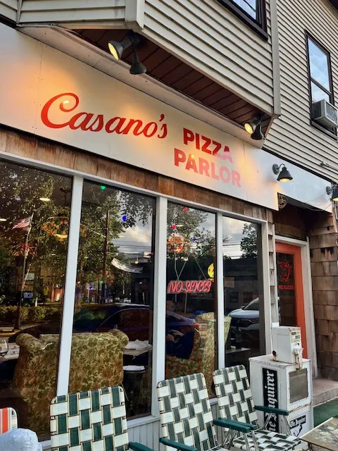 Casano's Pizza Parlor Picture 7