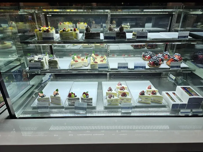 Paris Baguette Picture 1